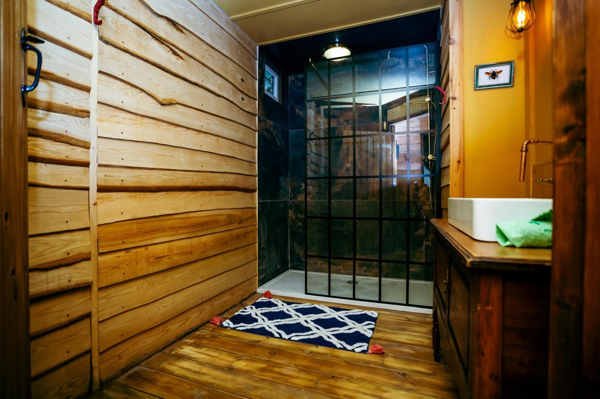 Willa Luxury Glamping Retreat In Battle Zewnętrze zdjęcie